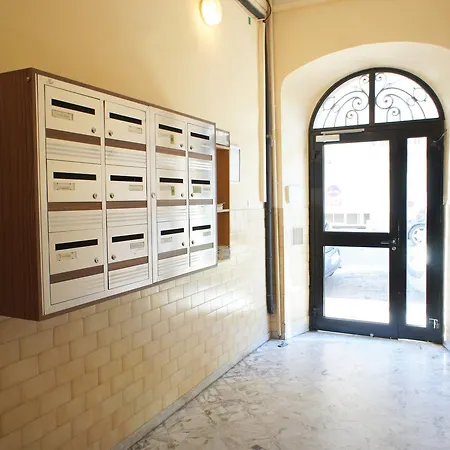 4 Pieces Vieux Garibaldi Apartment
